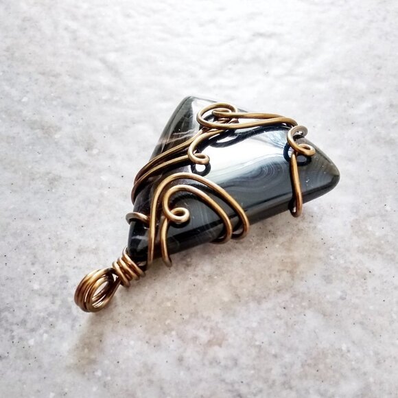 Handmade & Unique! Swirly Black Coffee! Wire Wrapped Banded Brown Agate Pendant - Picture 3 of 7